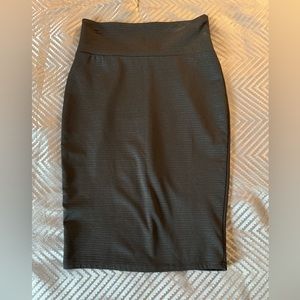 Black pencil skirt